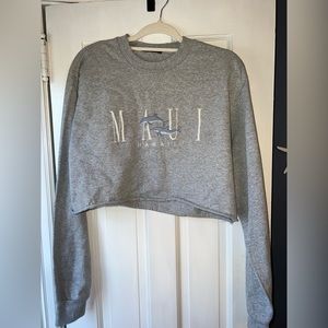 Embroidered Brandy Melville Maui Cropped Hoodie